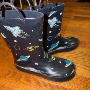 Gymboree Space-Themed Kids Rain Boots - Black and Blue